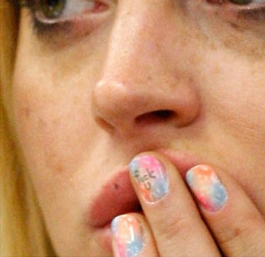 lindsay lohan tattoo during court hearing