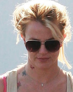 britney spears neck tattoo 2010