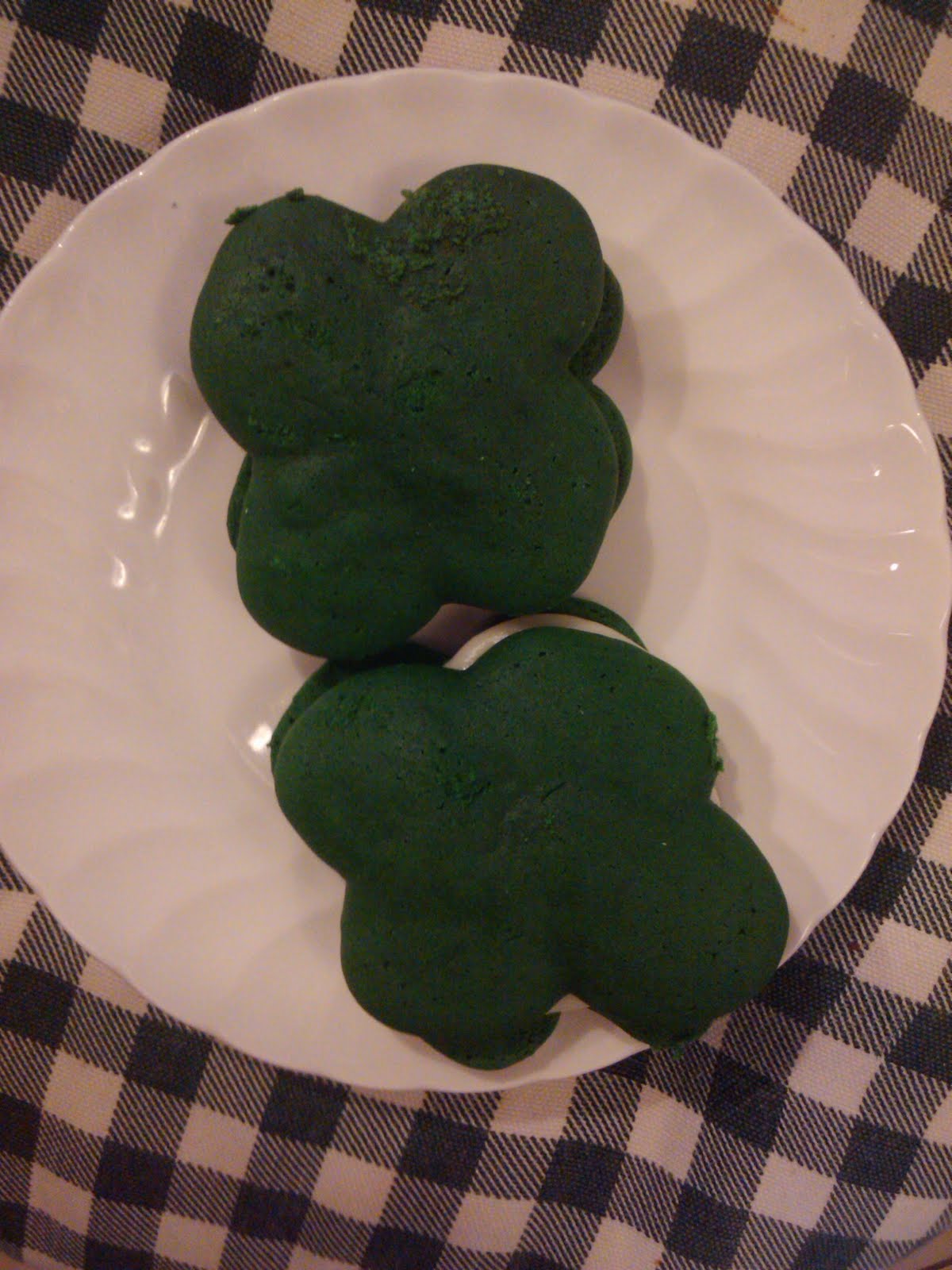 [Shamrock+Cookies.JPG]