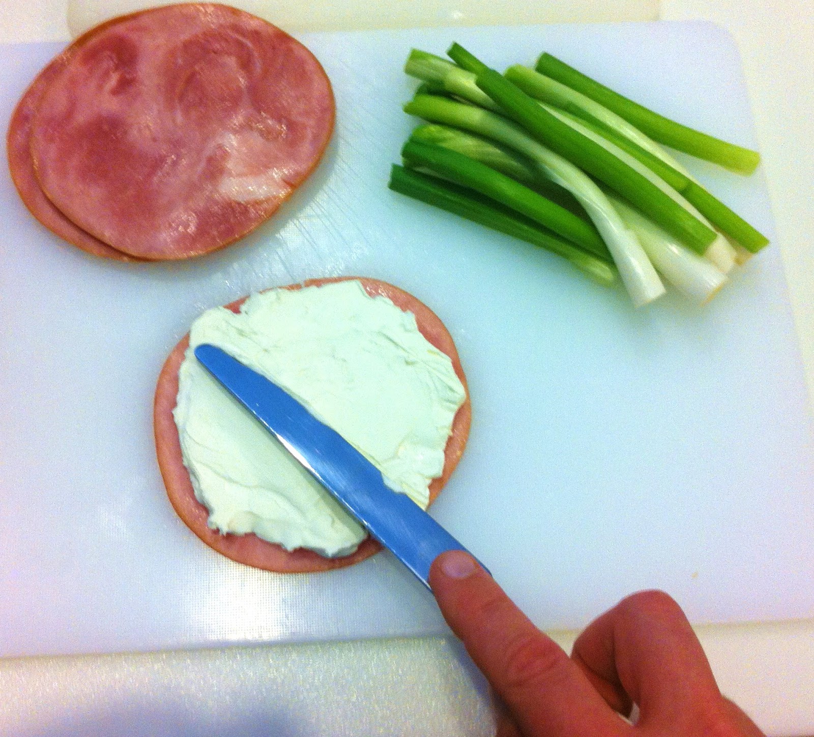 Cooking The Amazing HAM & CREAM CHEESE APPETIZERS