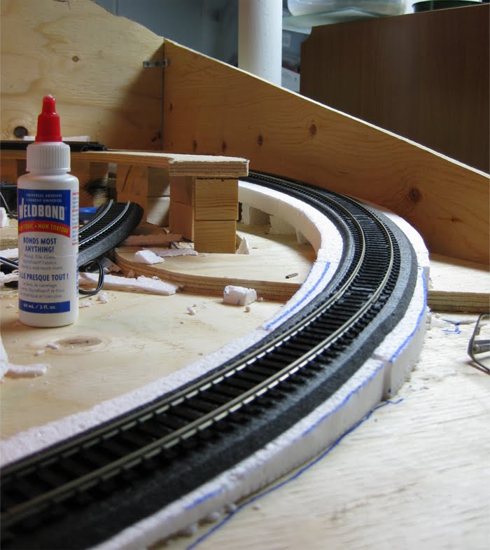 TY'S MODEL RAILROAD Laying Trackbed