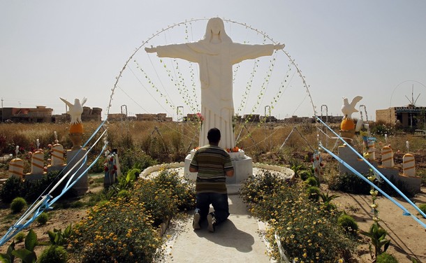 Jesus Praying Statue