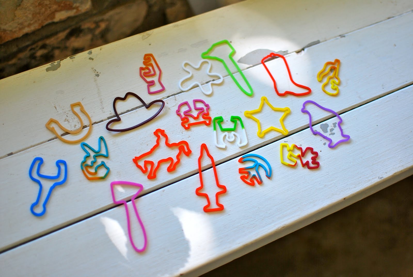 Local kids get a kick out of collecting, trading Silly Bandz
