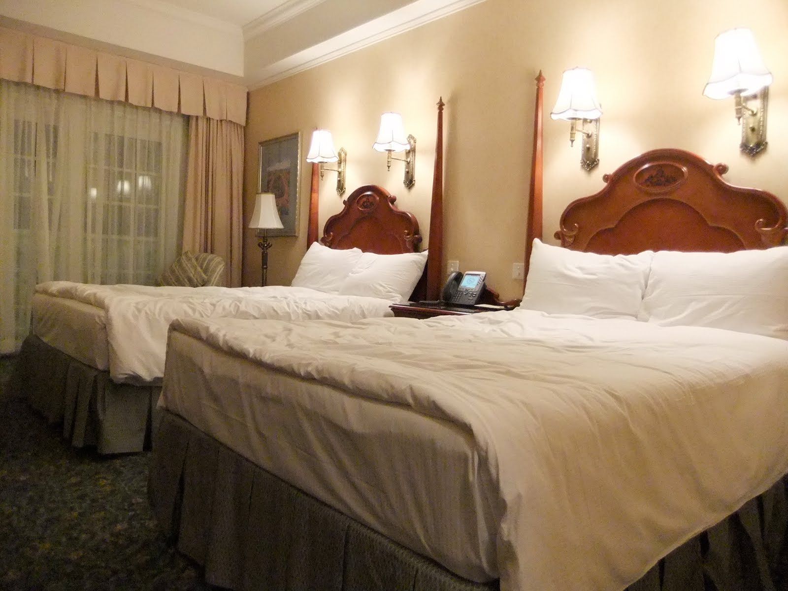 Hong Kong Disneyland Guide Review Hong Kong Disneyland