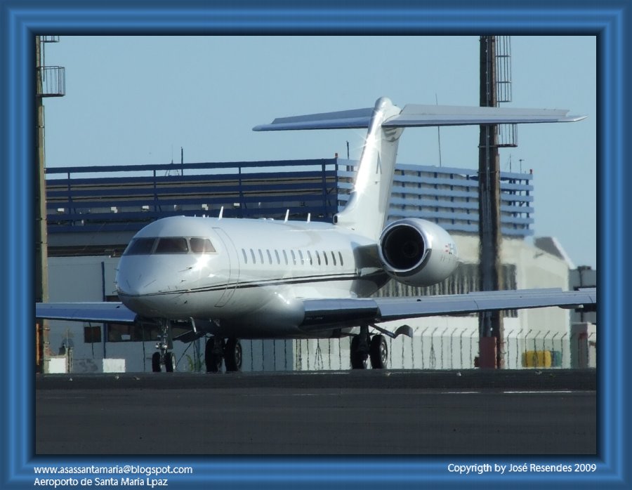 [a+jet++bbbb.jpg]