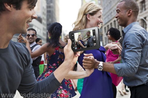 Samsung New Galaxy Photoshop Disasters