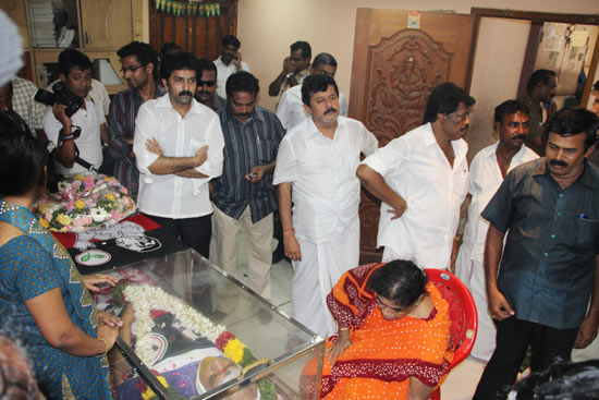 Celebs Pays Last Respects To SS Chandran 1 gallery