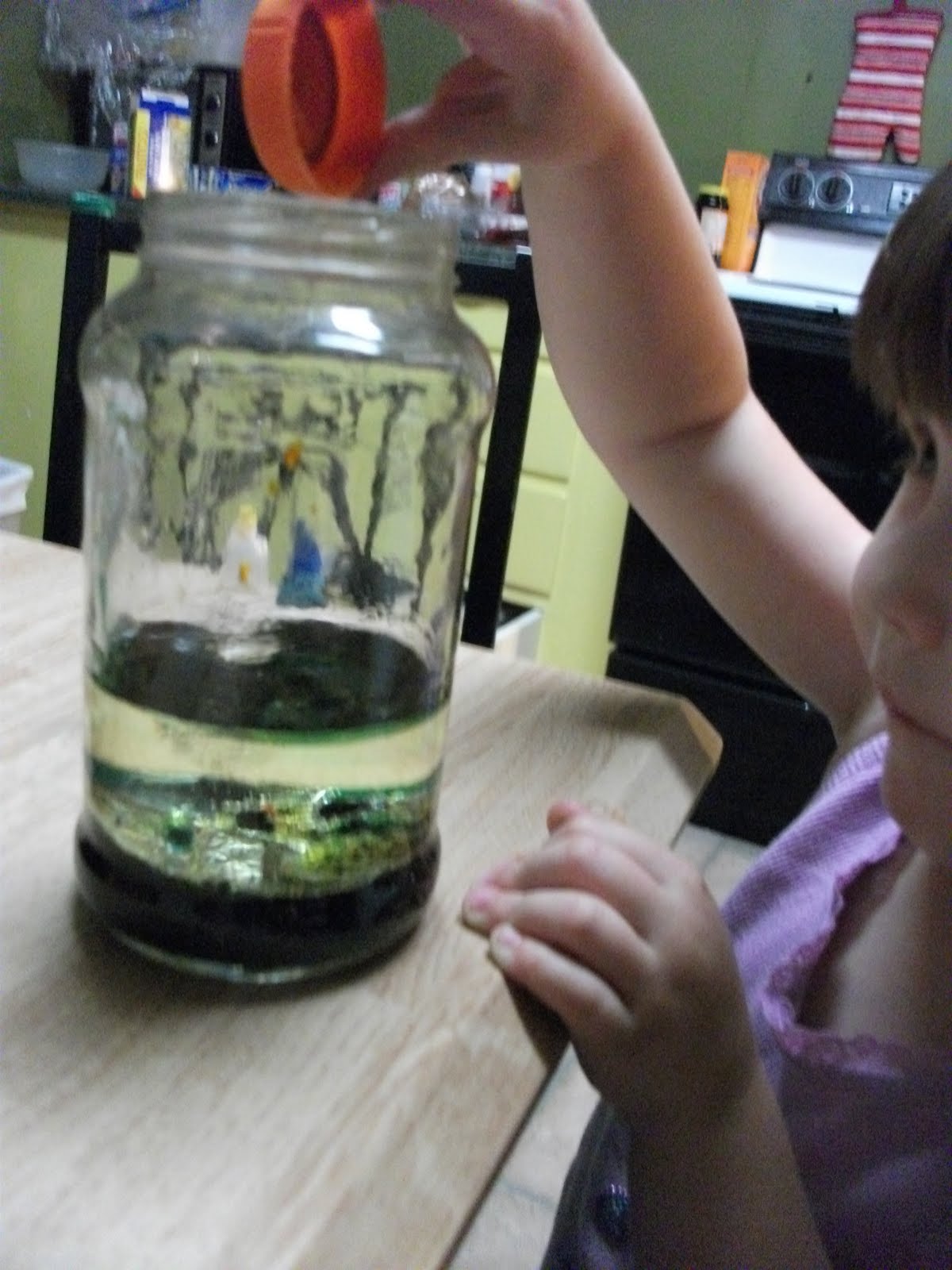 Ready, Set, J.E.T.: Oil and Water Experiment