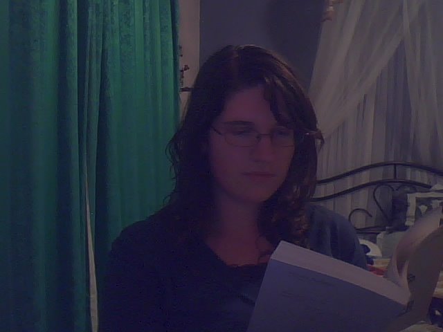 [Kate+reading.JPG]
