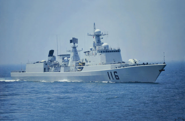Chinese naval stealth missile boats and new stealth destroyer appeared the East China Sea exercises