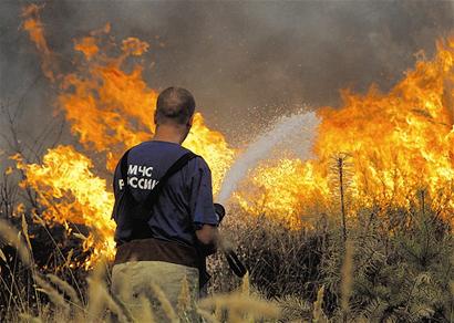 Fires approaching Russia's nuclear facilities 