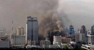Bangkok on fire, Bangkok Curfew, Bangkok dangerous