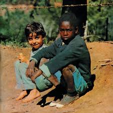 Tres versiones. Tudo que você queria ser x 3. Seu Jorge - Ney Matogrosso - Milton Nascimento