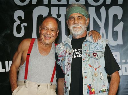 [cheechchong2.jpg]