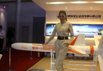 導彈模特兒 - 珠海航空展的導彈模特兒