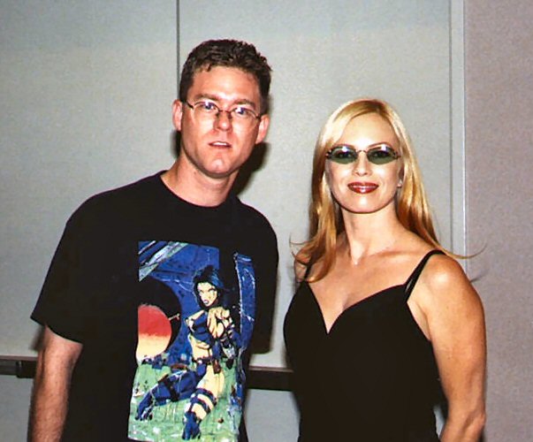 [TraciLords.jpg]