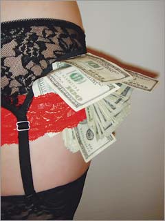 [08_stripper_money.jpg]