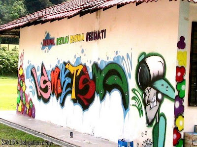 eL'ds vandal: Gambar-Gambar Vandalisme Gua