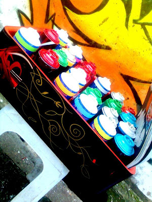 eL'ds vandal: Gambar-Gambar Vandalisme Gua