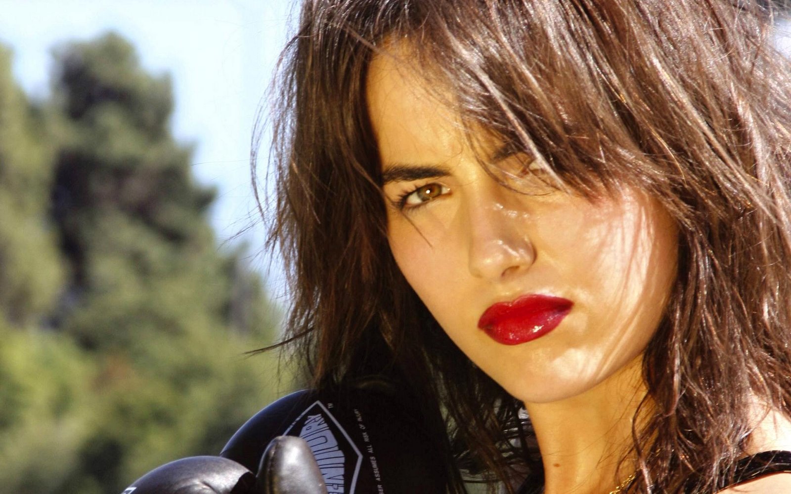 http://2.bp.blogspot.com/_R2I4TaTSXww/SgCEc-pk5iI/AAAAAAAAAKQ/3a3yrFtq73g/s1600/Widerwalls.blogspot.com_Camilla_Belle(18).jpg