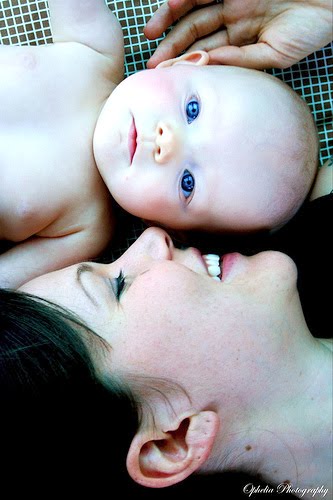 [mulher+com+bebe2.jpg]