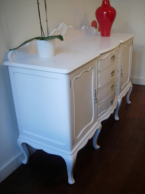 A Vida no Paraíso: Aparador restaurado