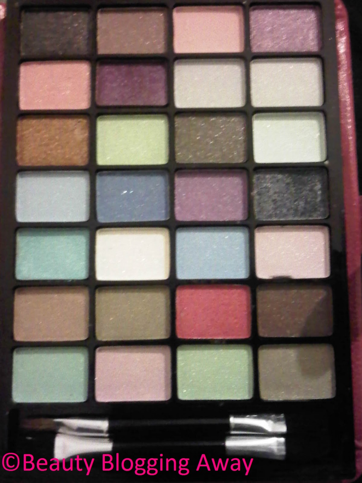 Navilicious Beauty Review Pink Makeup Set by Red Herring at Debenhams