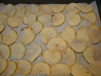 بطاطس ولا أروع من كدة وبالصور كمان  Baked+potato+chips+(2)