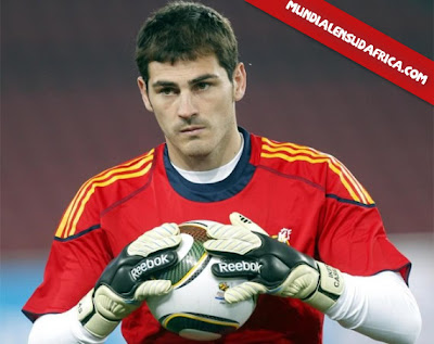 Iker Casillas es Guante de Oro del Mundial