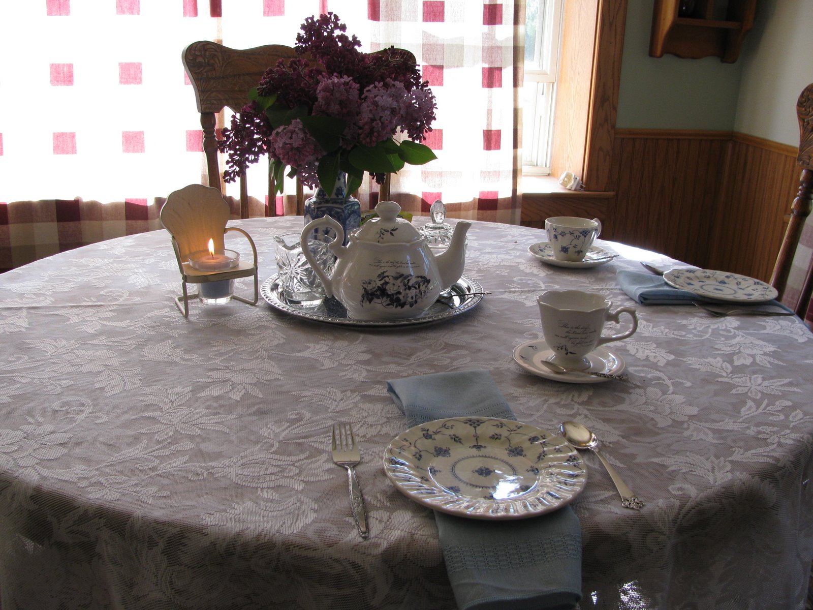 [tea+table+apple+stone+spring+outdoor+030.JPG]
