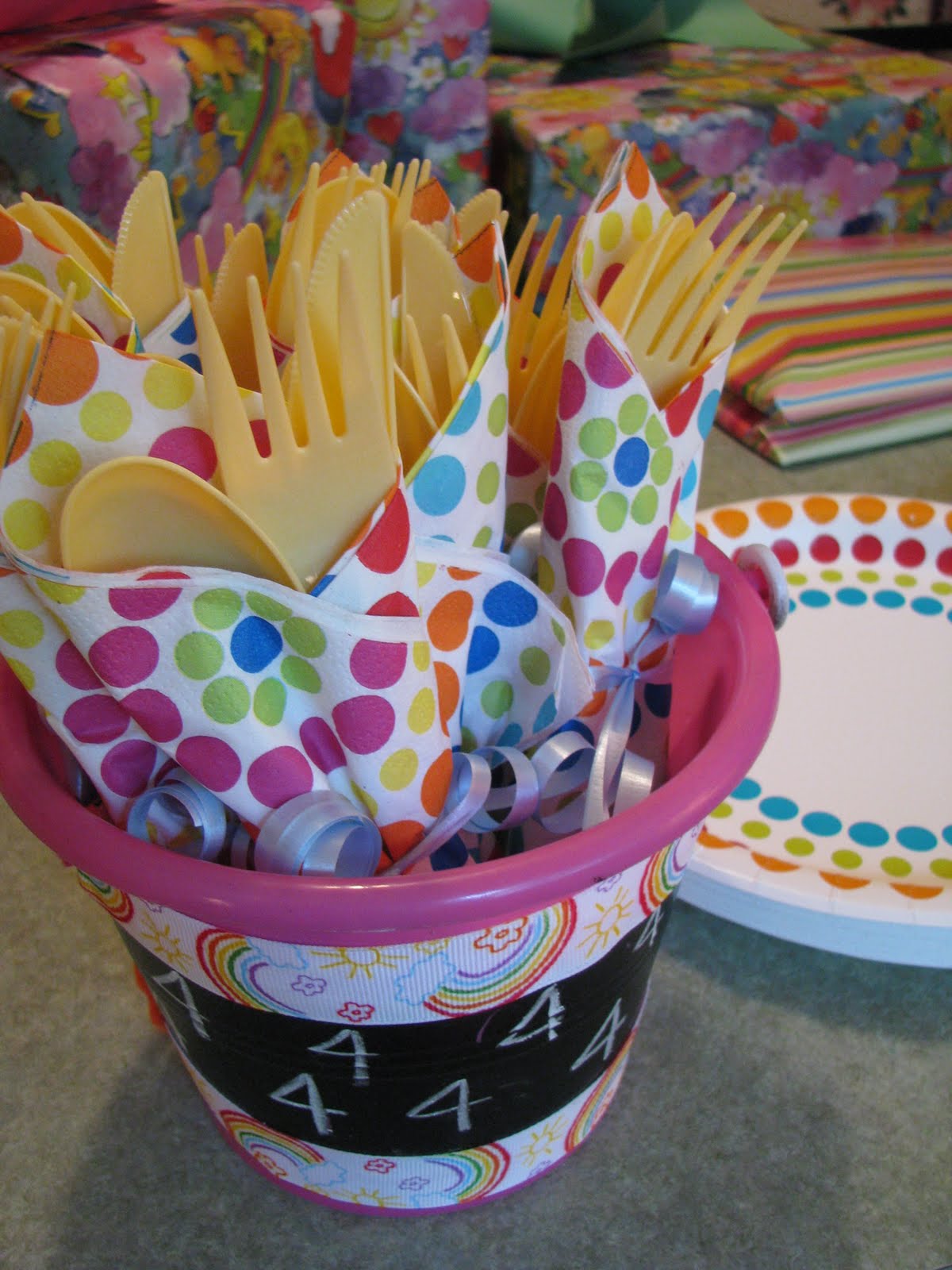 dollar store sand buckets