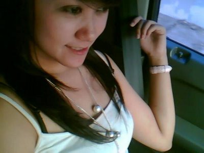 http://2.bp.blogspot.com/_RV0owbdL-2E/SwO166mp2OI/AAAAAAAAAKQ/uY--SmJ5vpw/s1600/fitri-cewek-cantik-friendster%5B1%5D.jpg