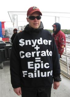 [skinschiefs09b.jpg]