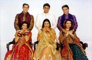 Love Films Hum Saath Saath Hain We Stand United The trials and challenges of a joint family in india, whose parents are ramkishen and second wife mamta. love films blogger