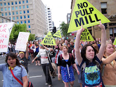 Student Pulp Mill rally in Hobart