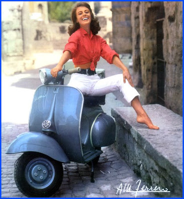Anna Maria Ferrero calendario Piaggio 1965 Posted by Tarkus at 0053