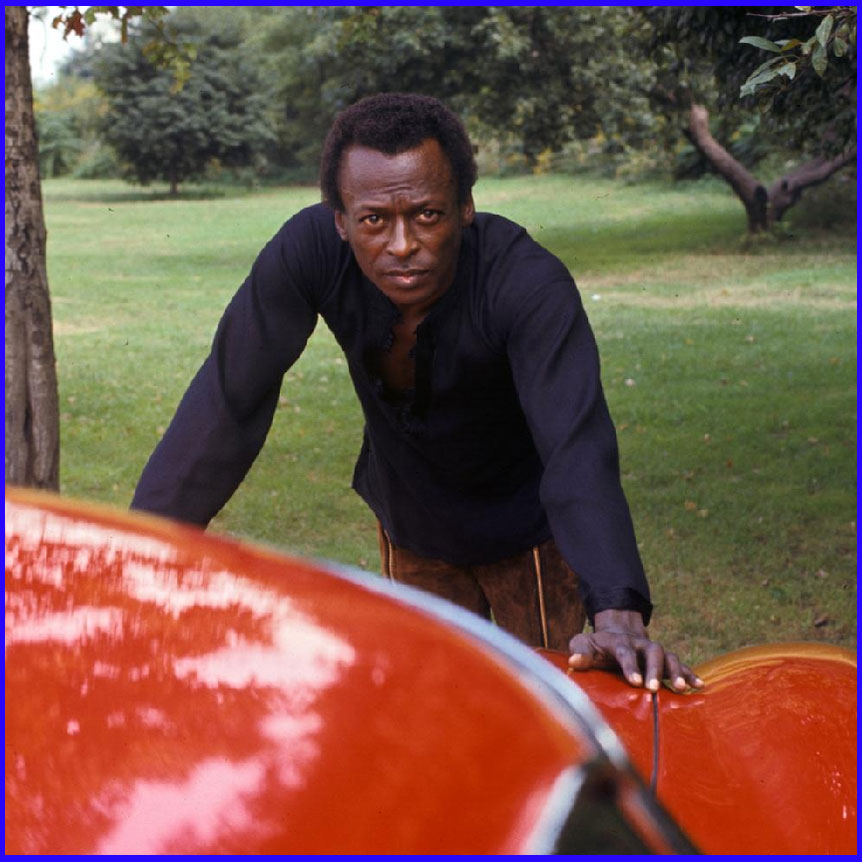 [Miles-Davis.jpg]
