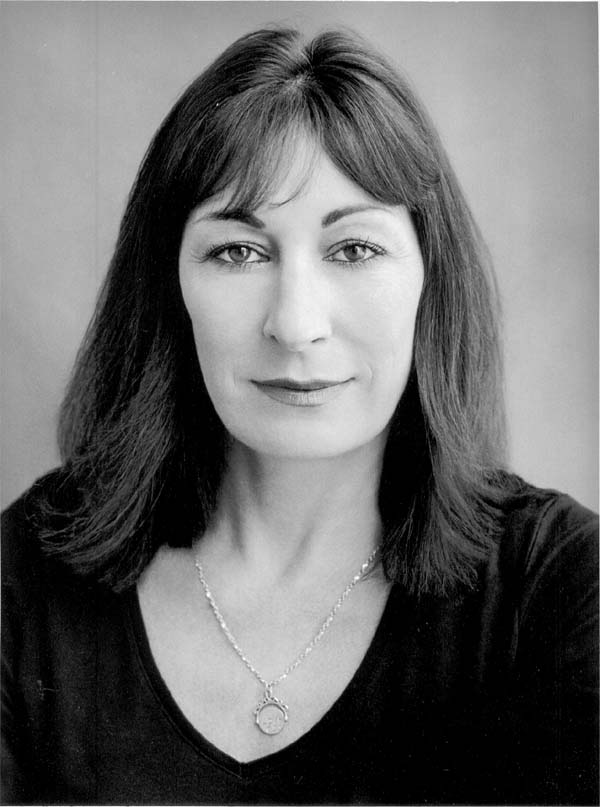 anjelica huston anjelica huston