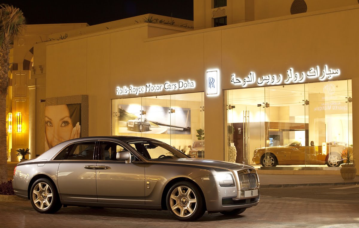 [2011-rolls-royce-ghost-17.jpg]