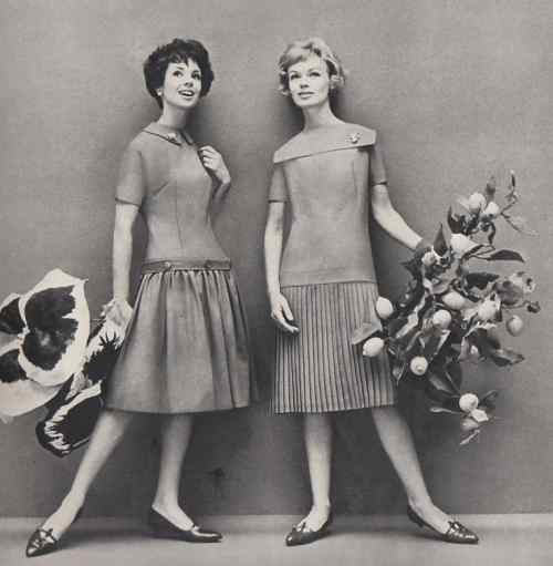 Couture Allure Vintage Fashion: The Correct Foundation Garments to Wear ...