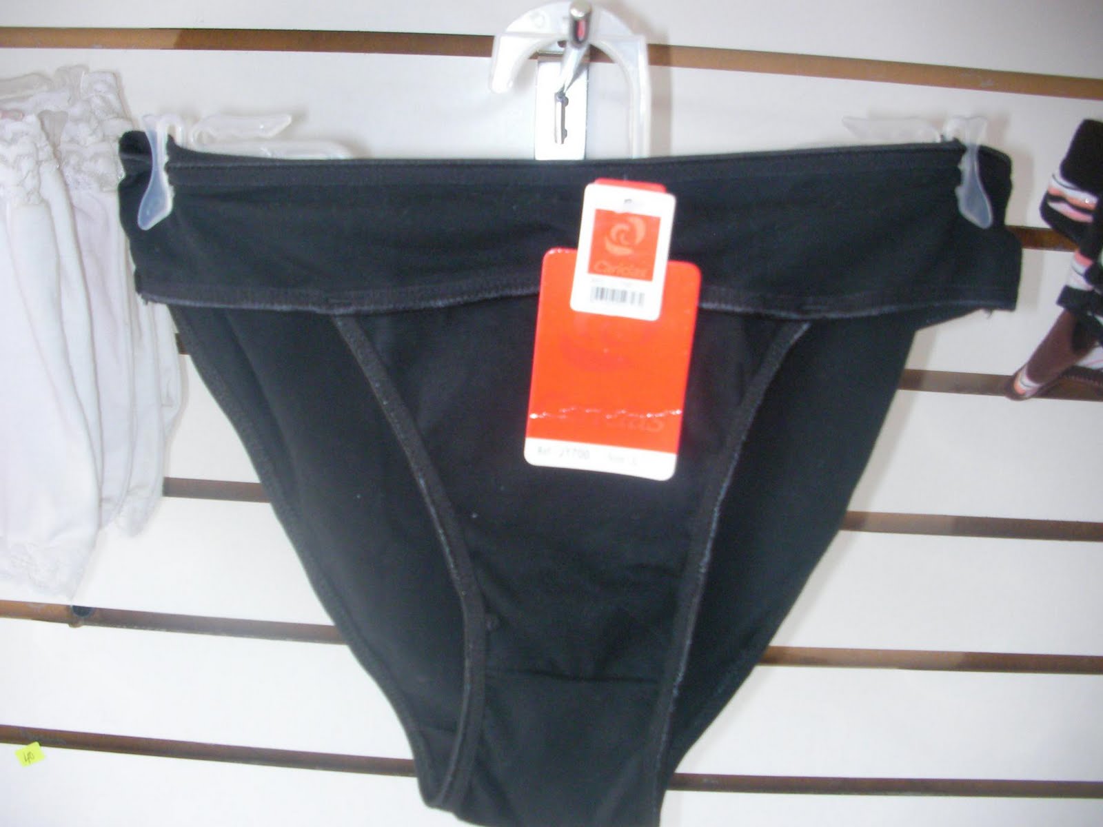 Interiores Jennifer Pantis Algodon liso RD40.00