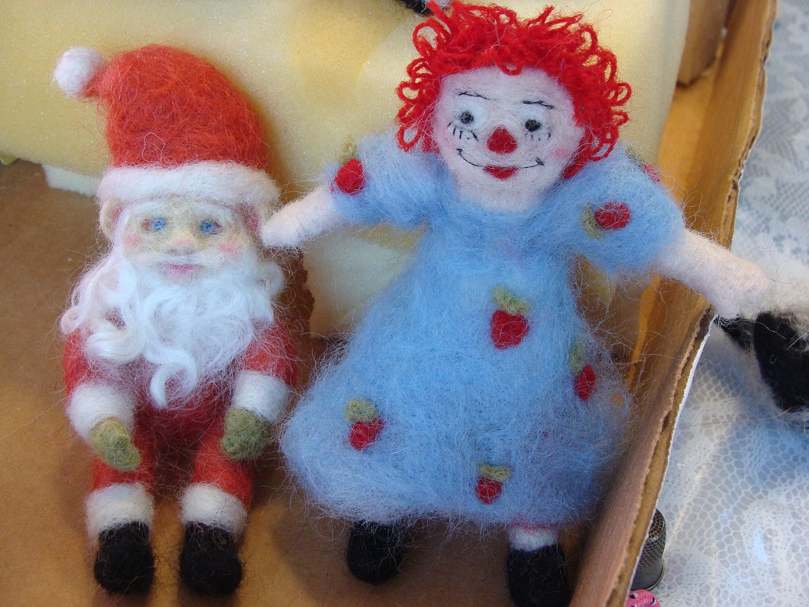 BIRMINGHAM DOLL CLUB OF ALABAMA WOOL FELTED FIGURES