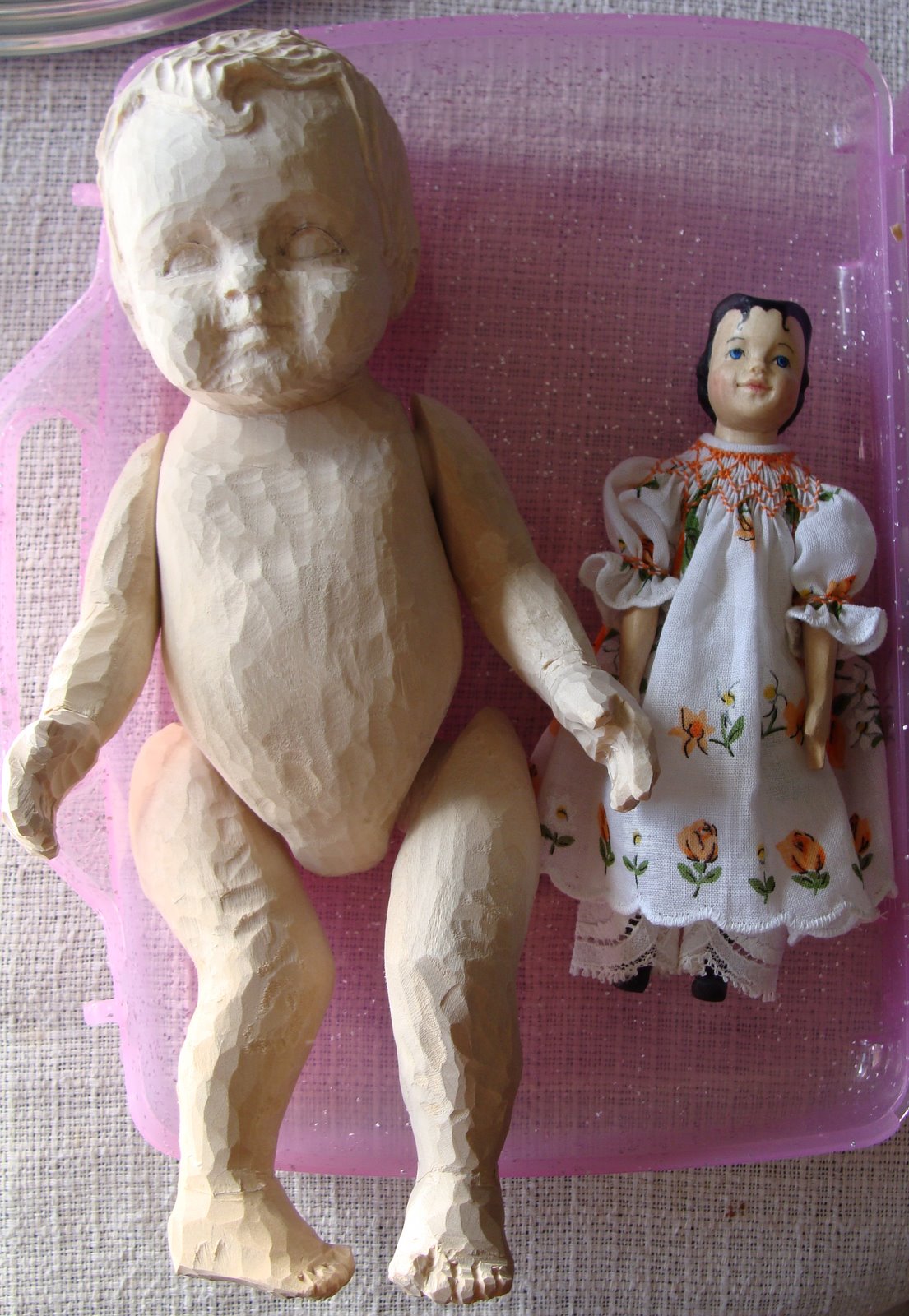 BIRMINGHAM DOLL CLUB OF ALABAMA CARVED WOODEN DOLLS