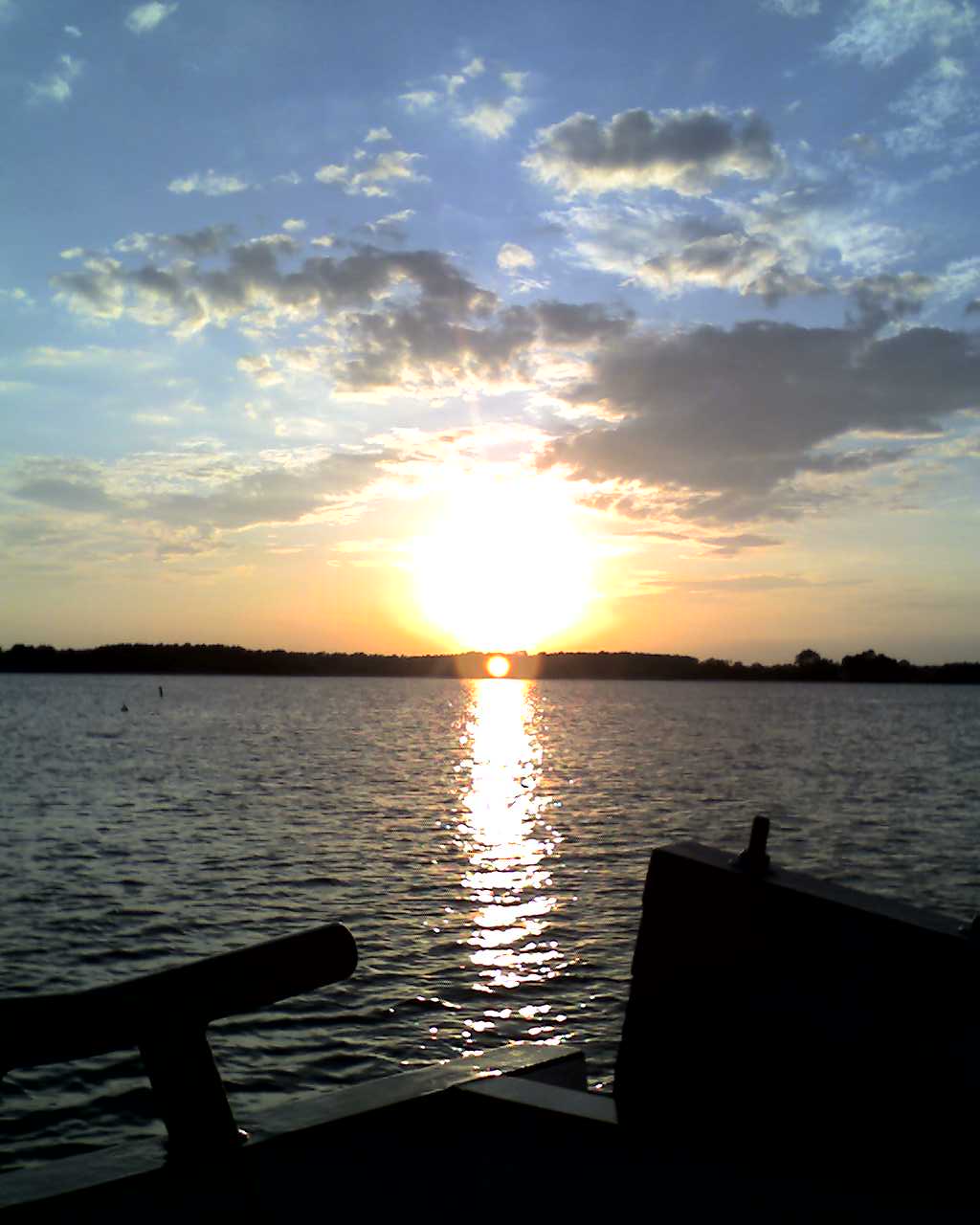 [Ferry+sunset]