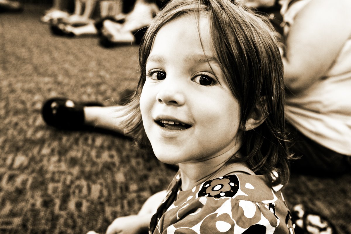 [Jul242008_MrStinkyFeet_0004_sepia.jpg]