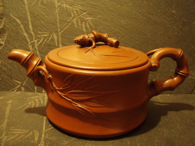 [Yixing+teapots+November+129.jpg]