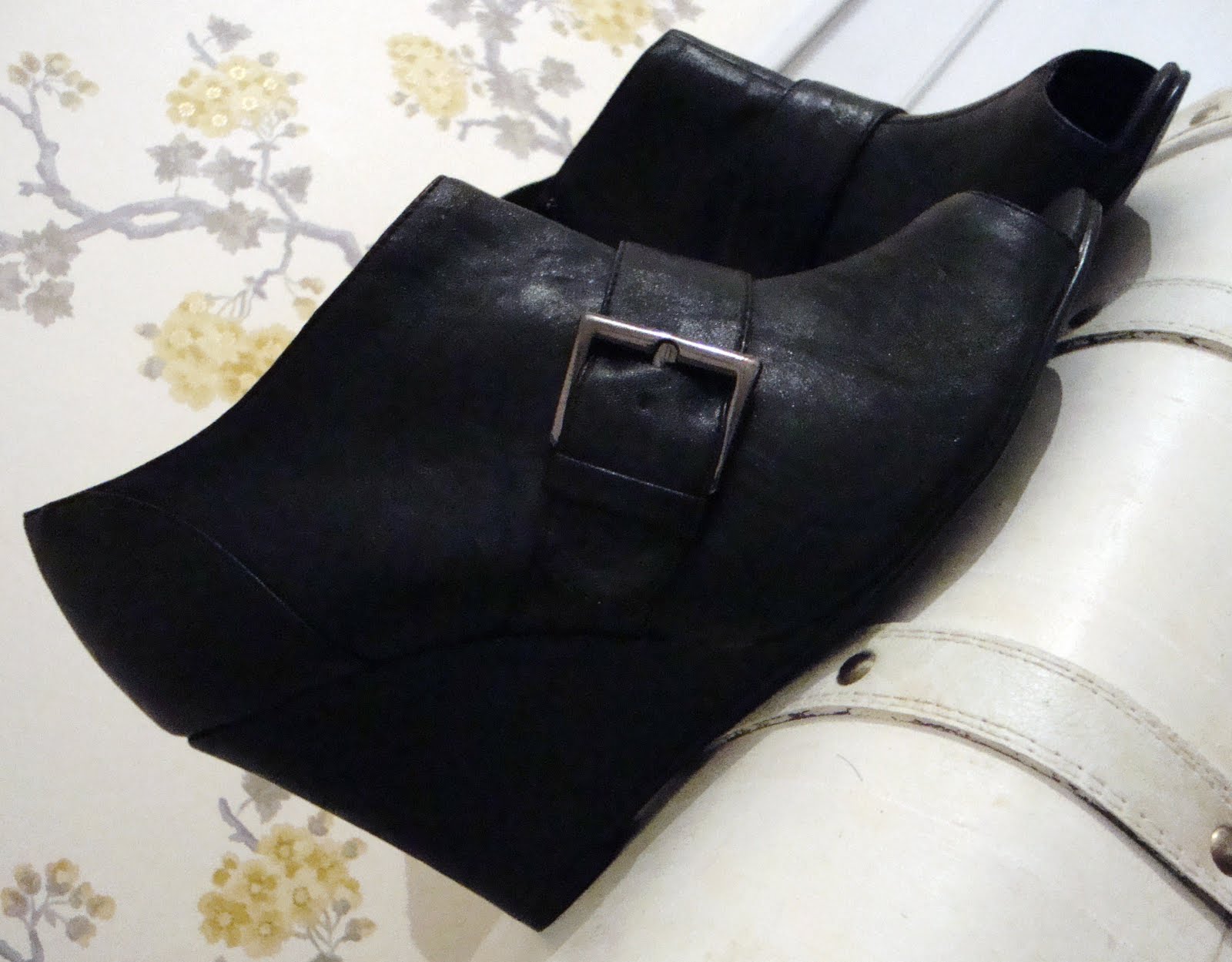 The 8 Primark Shoe That Looks Just Like Prada advise The 8 Primark Shoe That Looks Just Like Prada advise