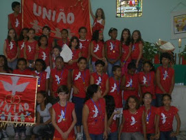 O 1° lugar ficou com a vermenlha com tema:união mas todos somos vencedores o objetiv