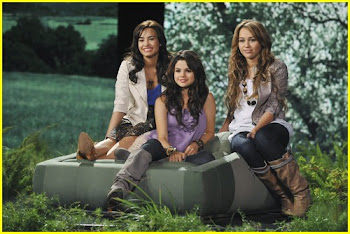 Demi, Sel e My