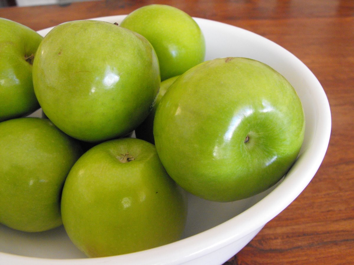 [Apples.jpg]